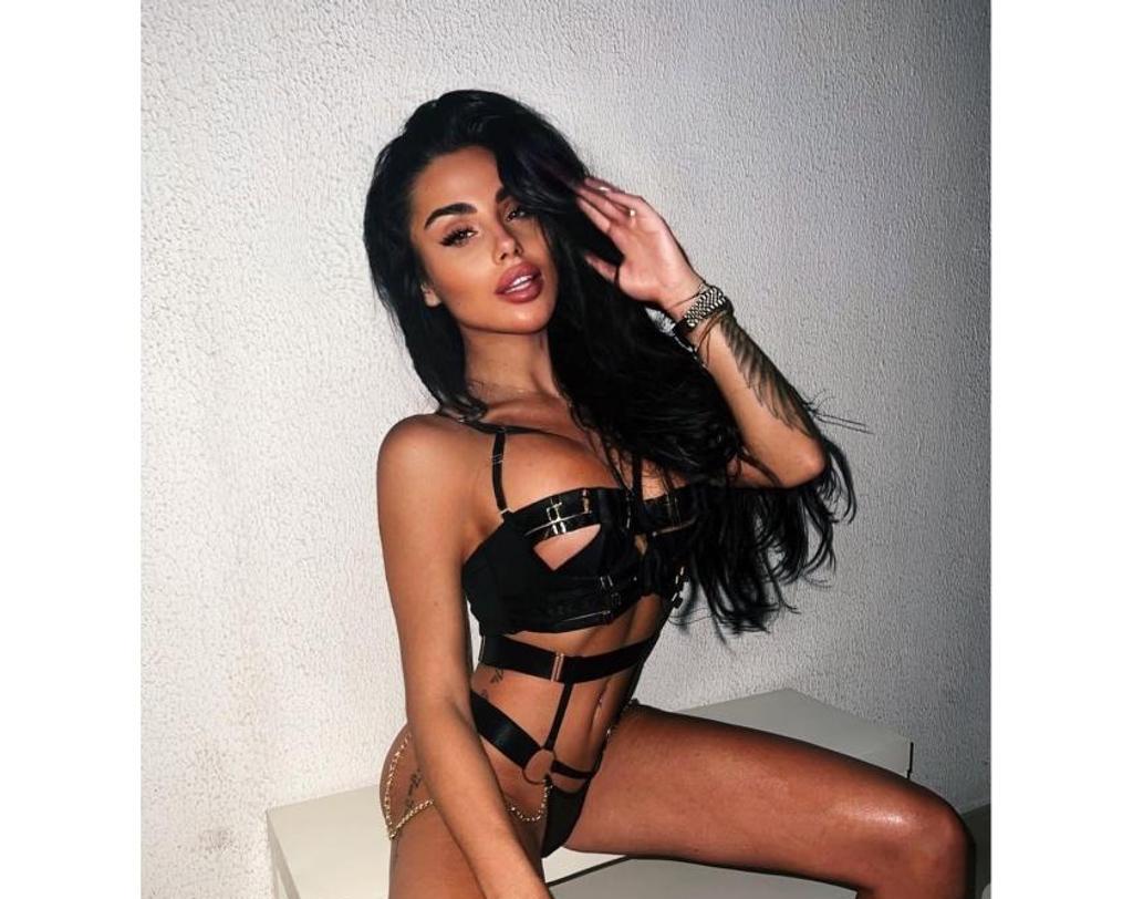  is Female Escorts. | Aberdeen | United Kingdom | United Kingdom | scarletamour.com 