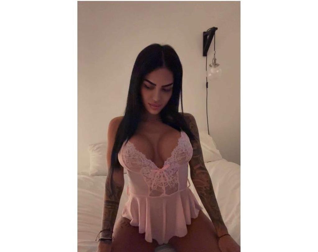  is Female Escorts. | Bath | United Kingdom | United Kingdom | scarletamour.com 