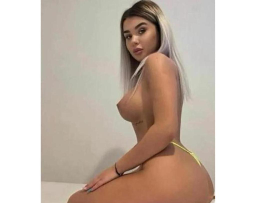  is Female Escorts. | London | United Kingdom | United Kingdom | scarletamour.com 