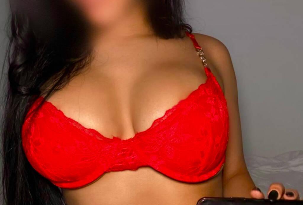 
                        Kayla
                     is Female Escorts. | windsor | Ontario | Canada | scarletamour.com 