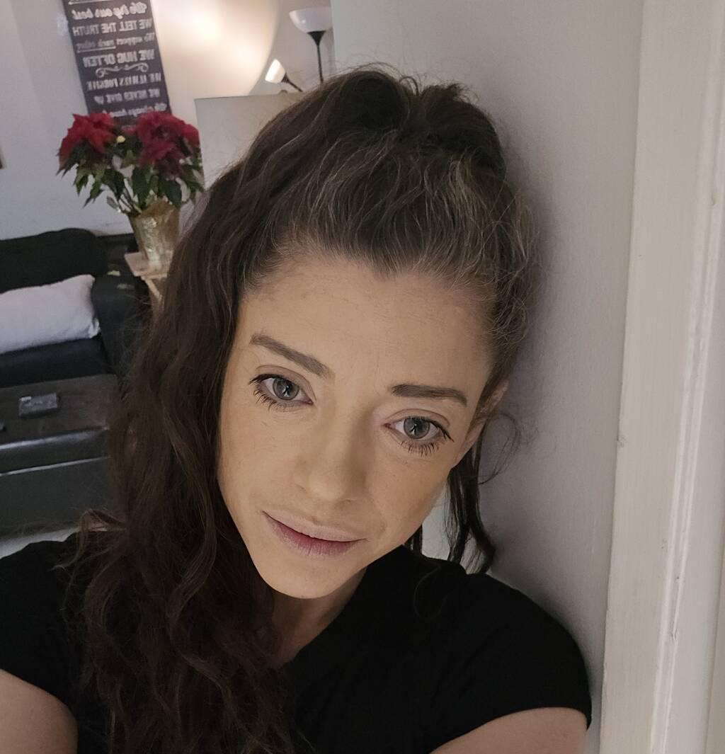
                        Jenna 229-1845
                     is Female Escorts. | Winnipeg | Manitoba | Canada | scarletamour.com 