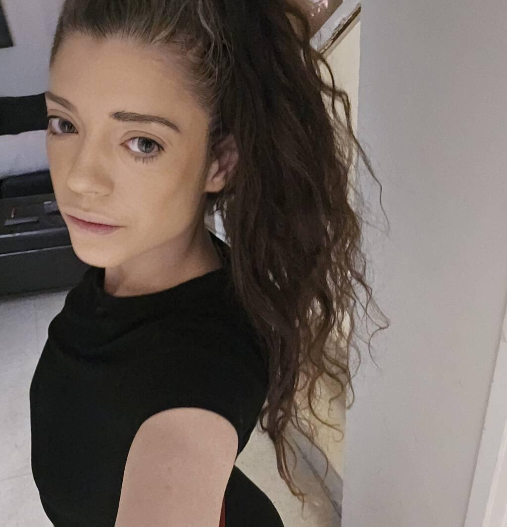 
                        Jenna 229-1845
                     is Female Escorts. | Winnipeg | Manitoba | Canada | scarletamour.com 