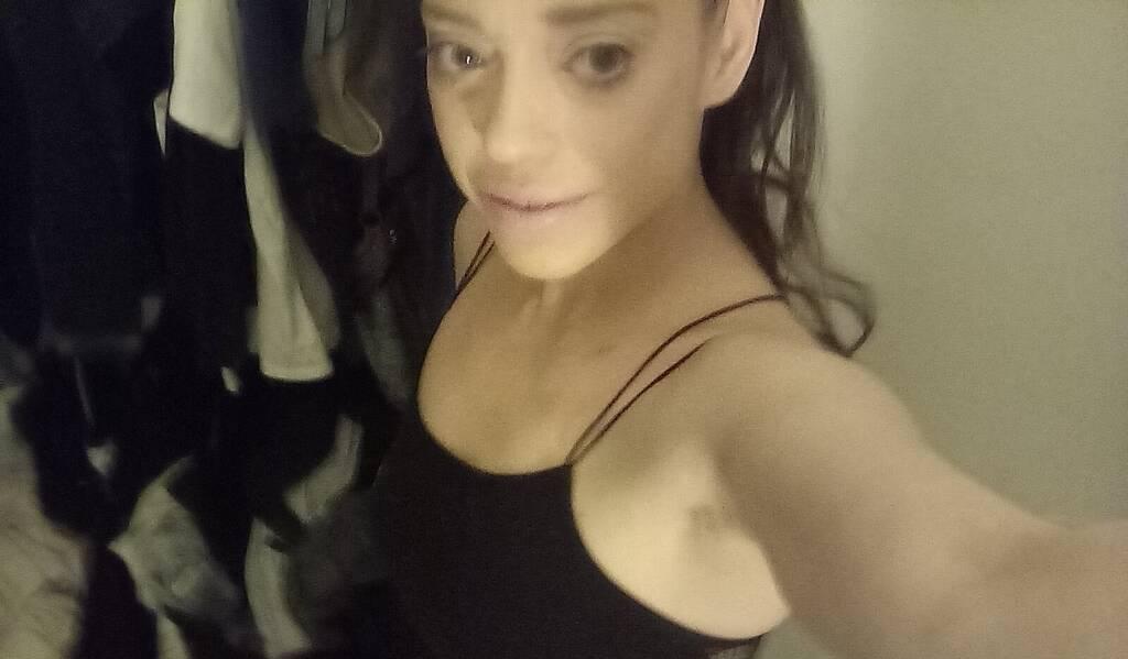 
                        Jenna 229-1845
                     is Female Escorts. | Winnipeg | Manitoba | Canada | scarletamour.com 
