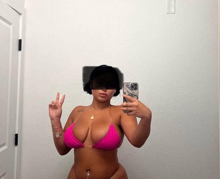 
                        Melissa
                     is Female Escorts. | Barrie | Ontario | Canada | scarletamour.com 