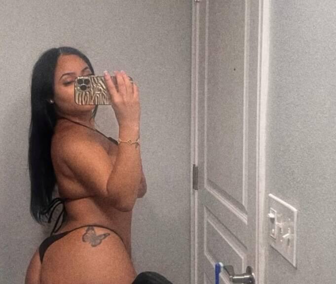 
                        Melissa
                     is Female Escorts. | Barrie | Ontario | Canada | scarletamour.com 