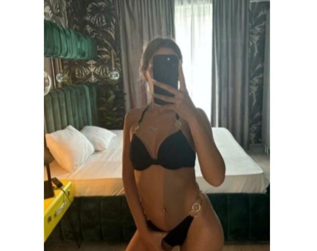  is Female Escorts. | Glasgow | United Kingdom | United Kingdom | scarletamour.com 