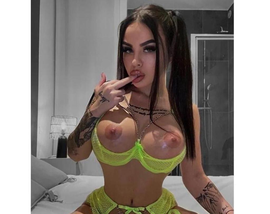  is Female Escorts. | Aberdeen | United Kingdom | United Kingdom | scarletamour.com 