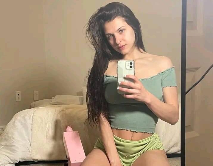 
                        Amélia
                     is Female Escorts. | Saguenay | Quebec | Canada | scarletamour.com 