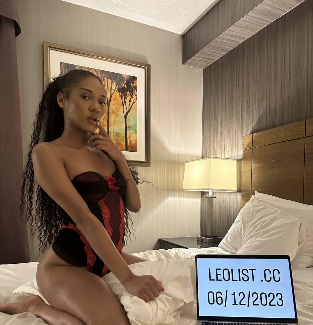 
                        MIXED DOLL
                     is Female Escorts. | Montreal | Quebec | Canada | scarletamour.com 