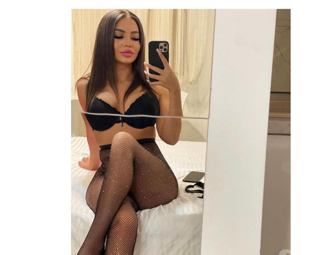  is Female Escorts. | London | United Kingdom | United Kingdom | scarletamour.com 