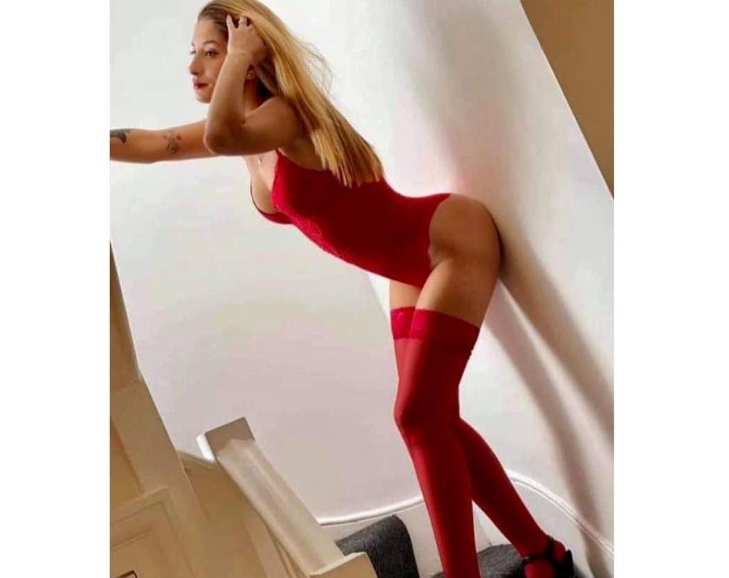  is Female Escorts. | Devon | United Kingdom | United Kingdom | scarletamour.com 