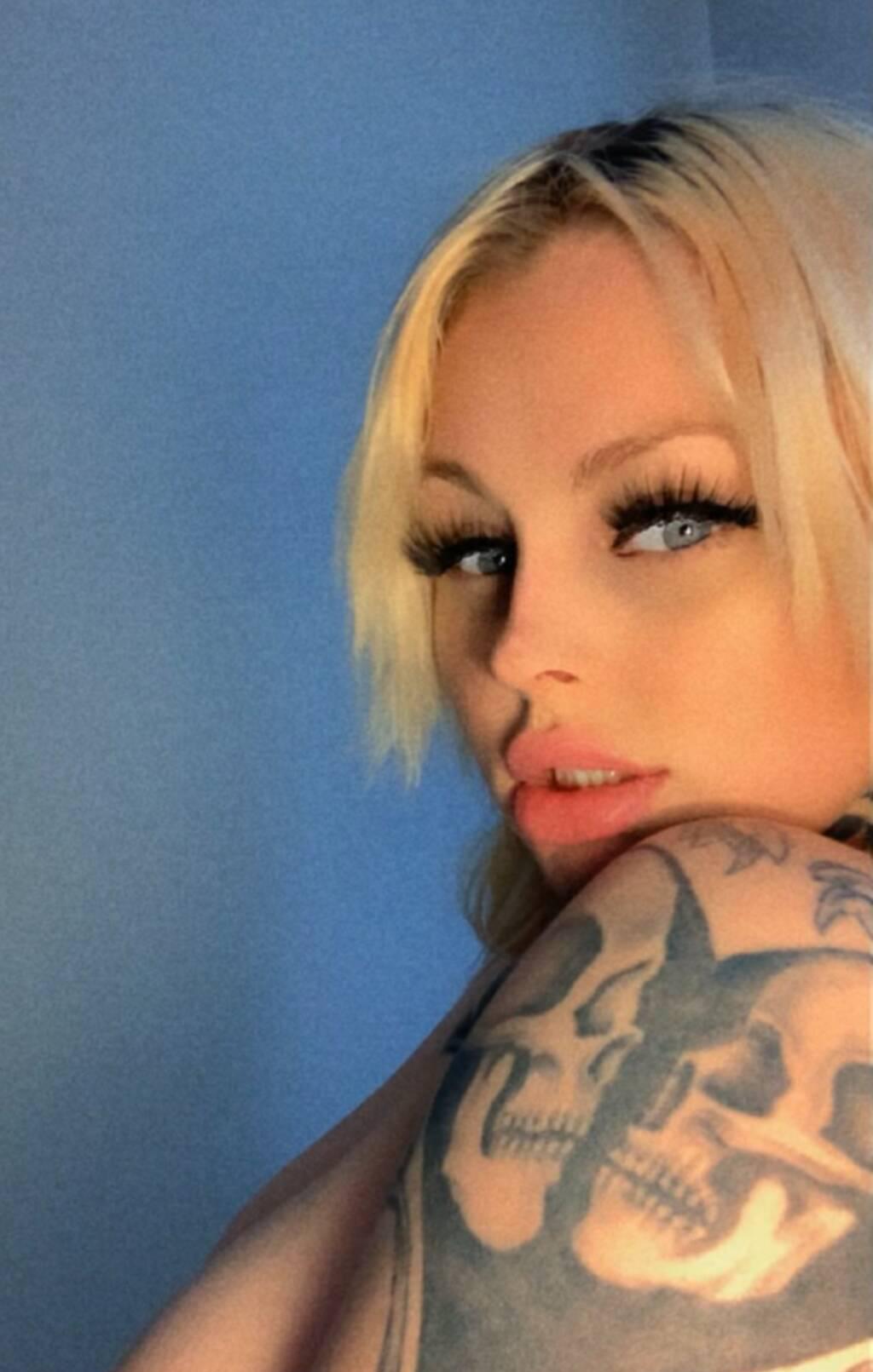 
                        Sasha baby
                     is Female Escorts. | Edmonton | Alberta | Canada | scarletamour.com 