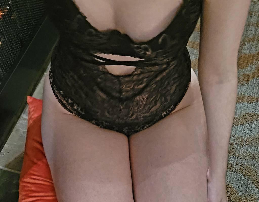 
                        Krissy GFE Companion!
                     is Female Escorts. | Calgary | Alberta | Canada | scarletamour.com 