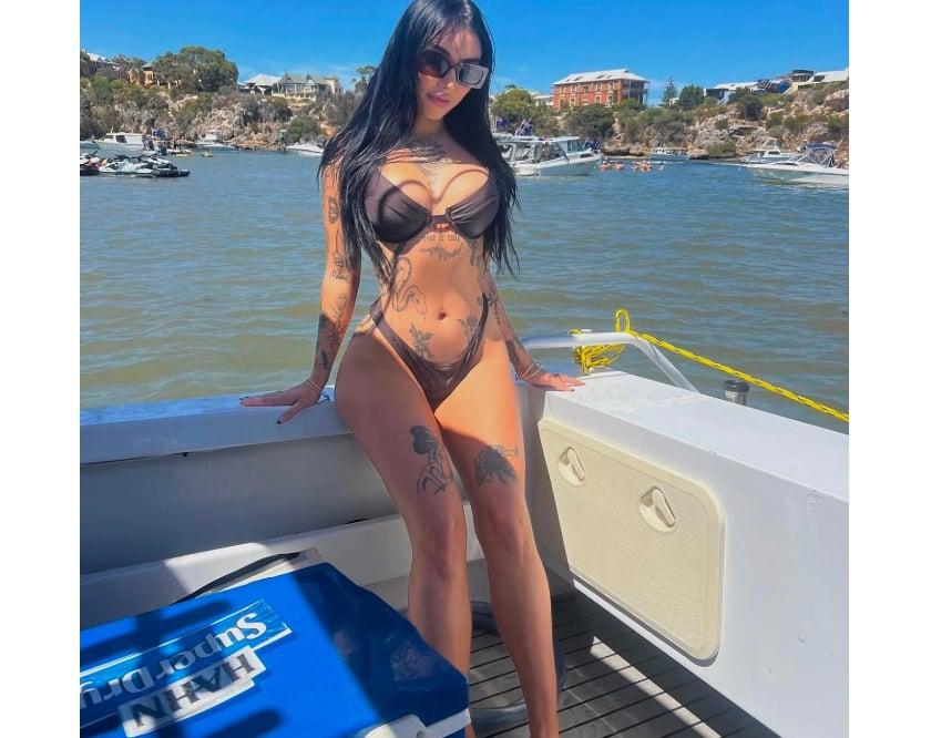  is Female Escorts. | Bath | United Kingdom | United Kingdom | scarletamour.com 