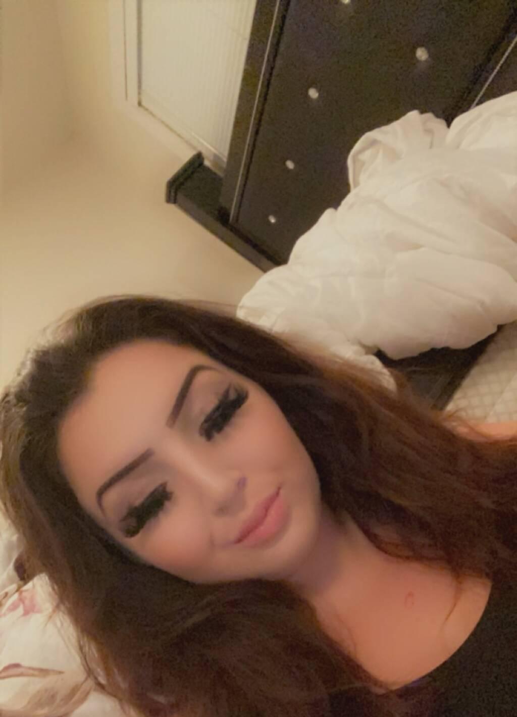 
                        Michelle
                     is Female Escorts. | Calgary | Alberta | Canada | scarletamour.com 