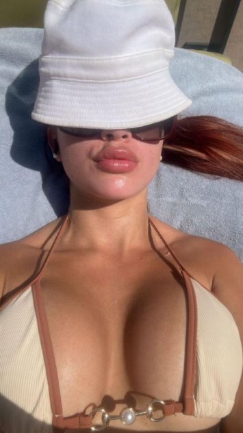  is Female Escorts. | martinsburg | West Virginia | United States | scarletamour.com 