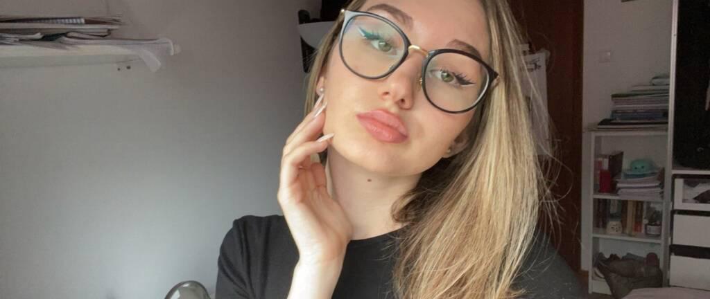 
                        Beable
                     is Female Escorts. | Hamilton | Ontario | Canada | scarletamour.com 