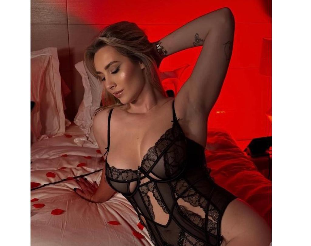  is Female Escorts. | Edinburgh | United Kingdom | United Kingdom | scarletamour.com 