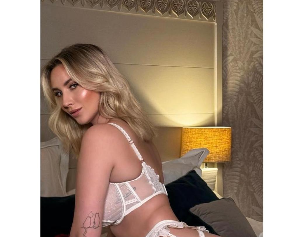  is Female Escorts. | Edinburgh | United Kingdom | United Kingdom | scarletamour.com 
