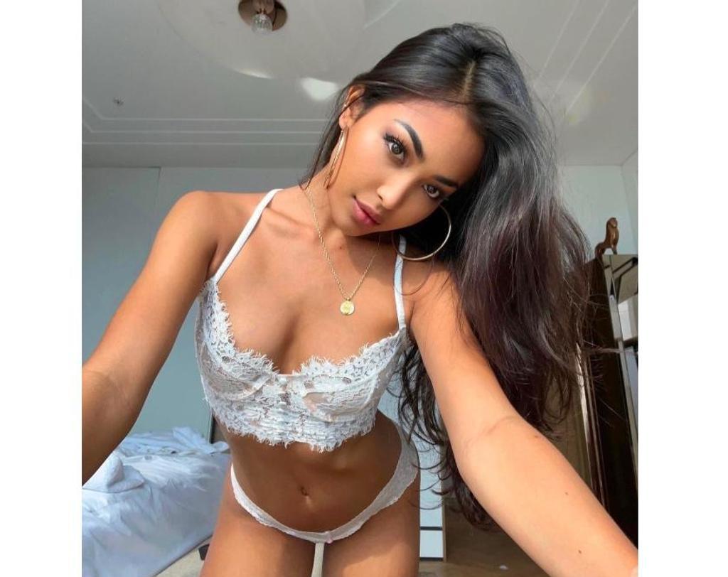  is Female Escorts. | Sheffield | United Kingdom | United Kingdom | scarletamour.com 