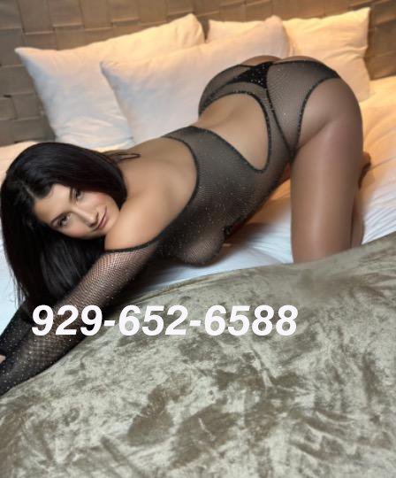  is Female Escorts. | Queens | New York | United States | scarletamour.com 