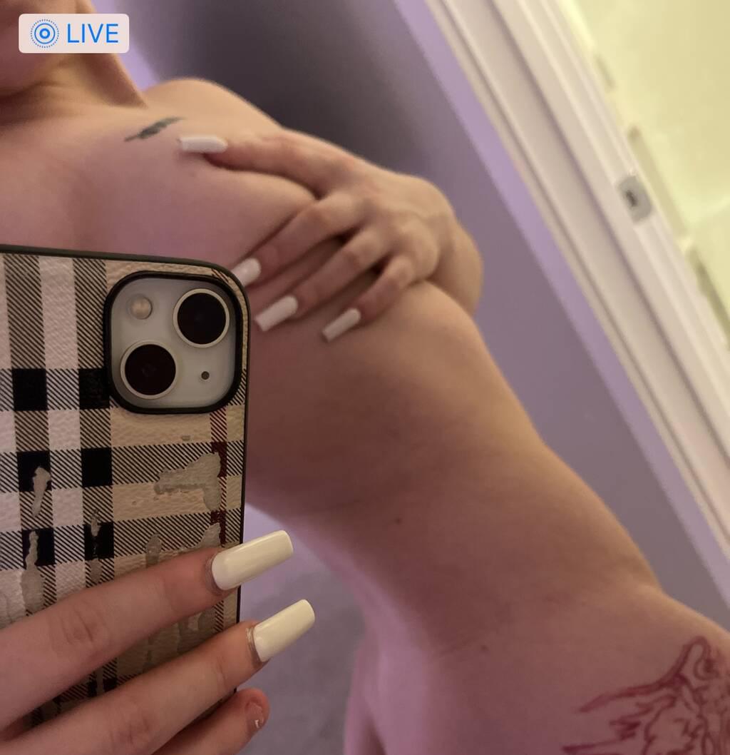 
                        Layla
                     is Female Escorts. | Edmonton | Alberta | Canada | scarletamour.com 