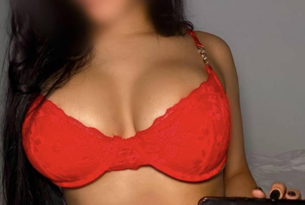 
                        Kayla
                     is Female Escorts. | windsor | Ontario | Canada | scarletamour.com 