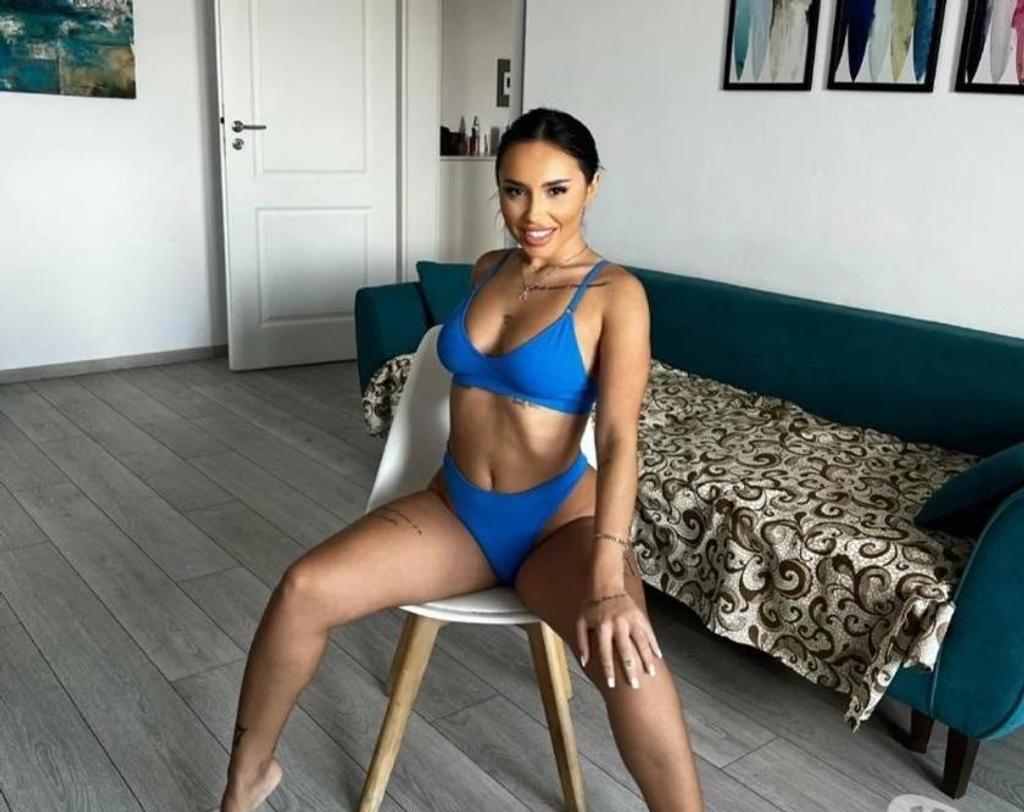  is Female Escorts. | East Anglia | United Kingdom | United Kingdom | scarletamour.com 