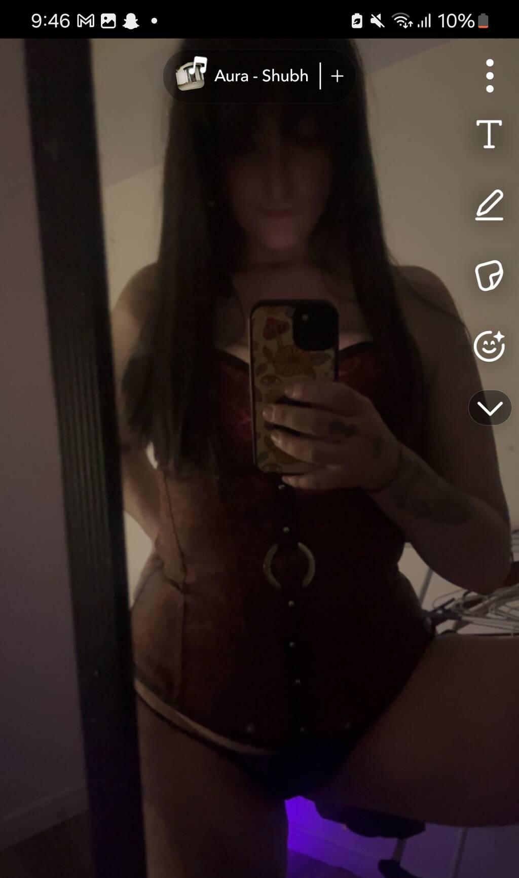 
                        Robin
                     is Female Escorts. | Sudbury | Ontario | Canada | scarletamour.com 