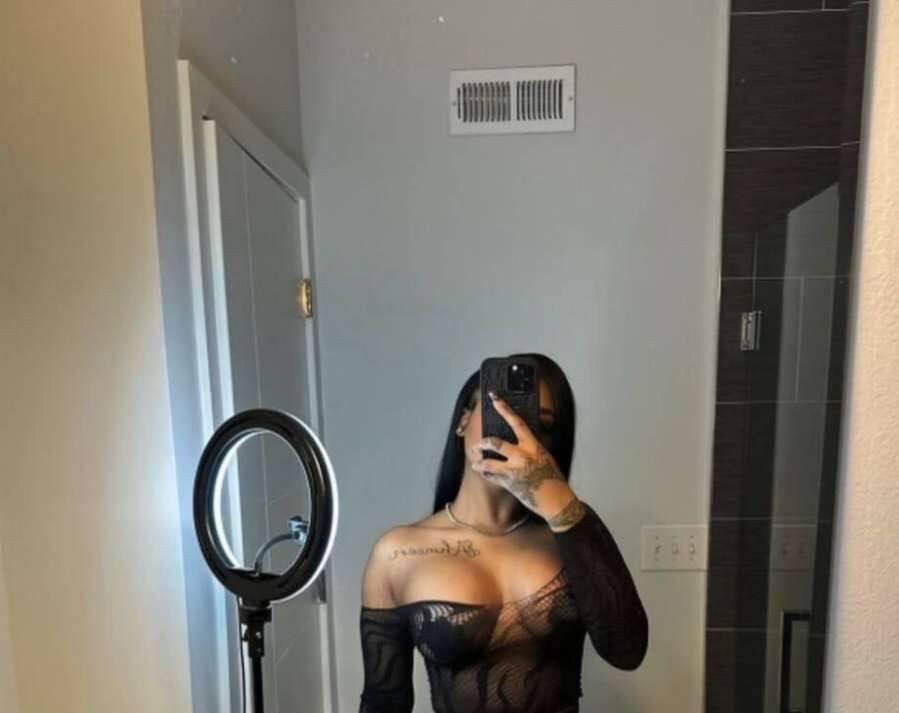 
                        Maya
                     is Female Escorts. | Quebec City | Quebec | Canada | scarletamour.com 