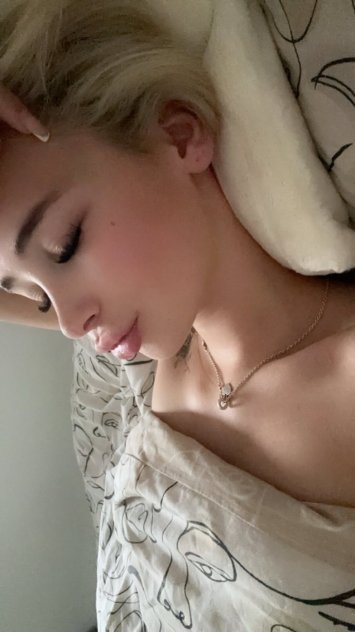  is Female Escorts. | Bronx | New York | United States | scarletamour.com 