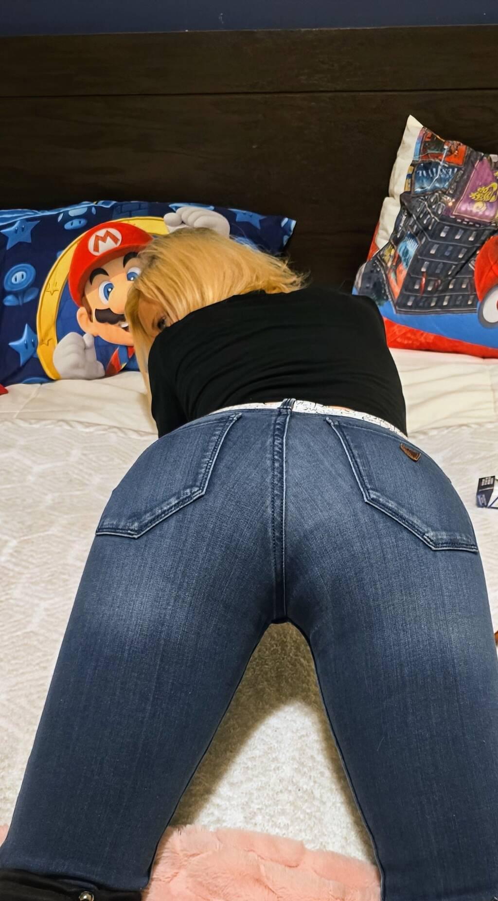 
                        Arianna
                     is Female Escorts. | Red Deer | Alberta | Canada | scarletamour.com 