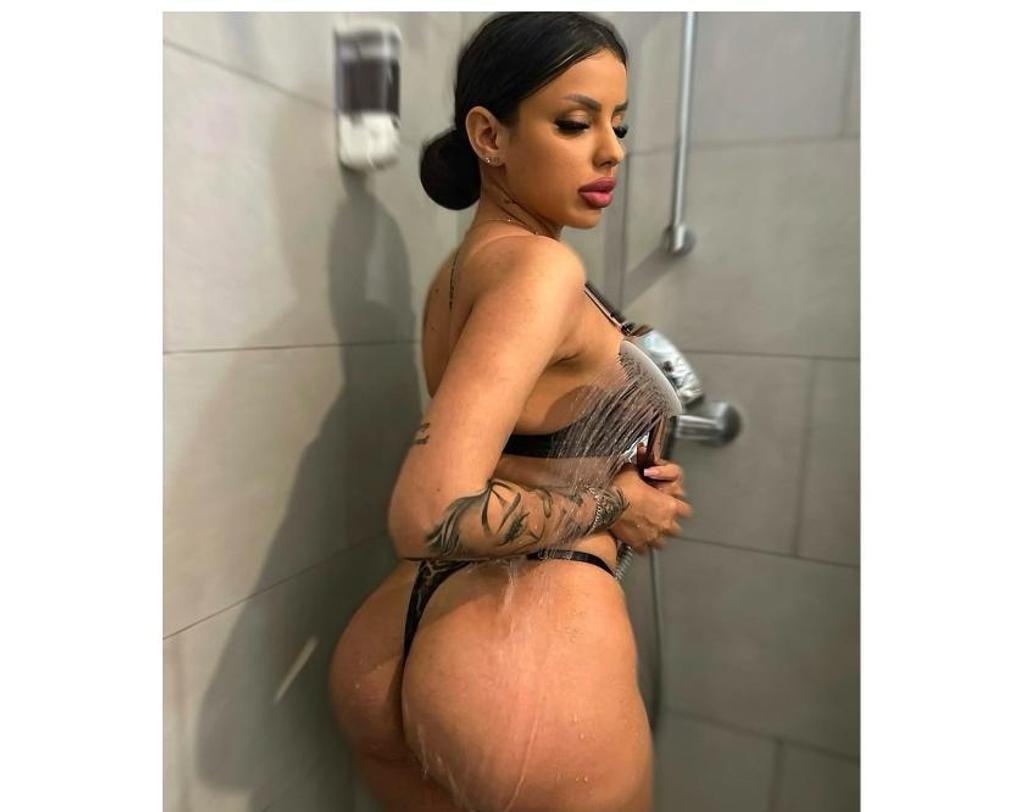  is Female Escorts. | Bath | United Kingdom | United Kingdom | scarletamour.com 