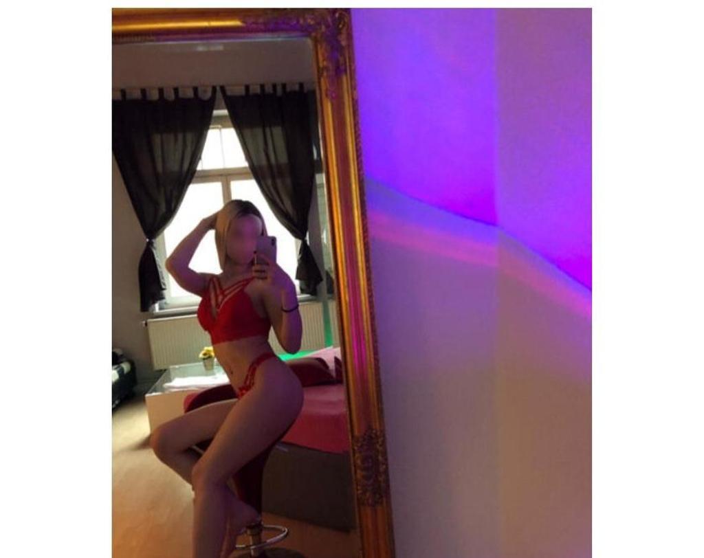  is Female Escorts. | Bath | United Kingdom | United Kingdom | scarletamour.com 