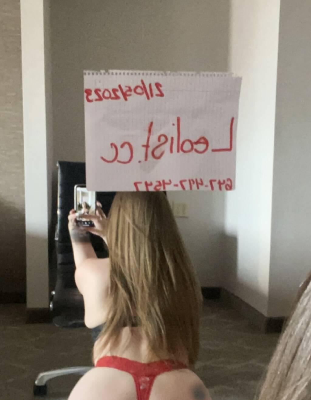 
                        Aurora
                     is Female Escorts. | Owen Sound | Ontario | Canada | scarletamour.com 