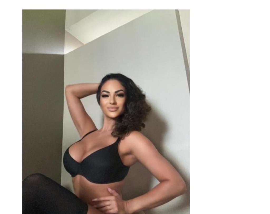 is Female Escorts. | London | United Kingdom | United Kingdom | scarletamour.com 