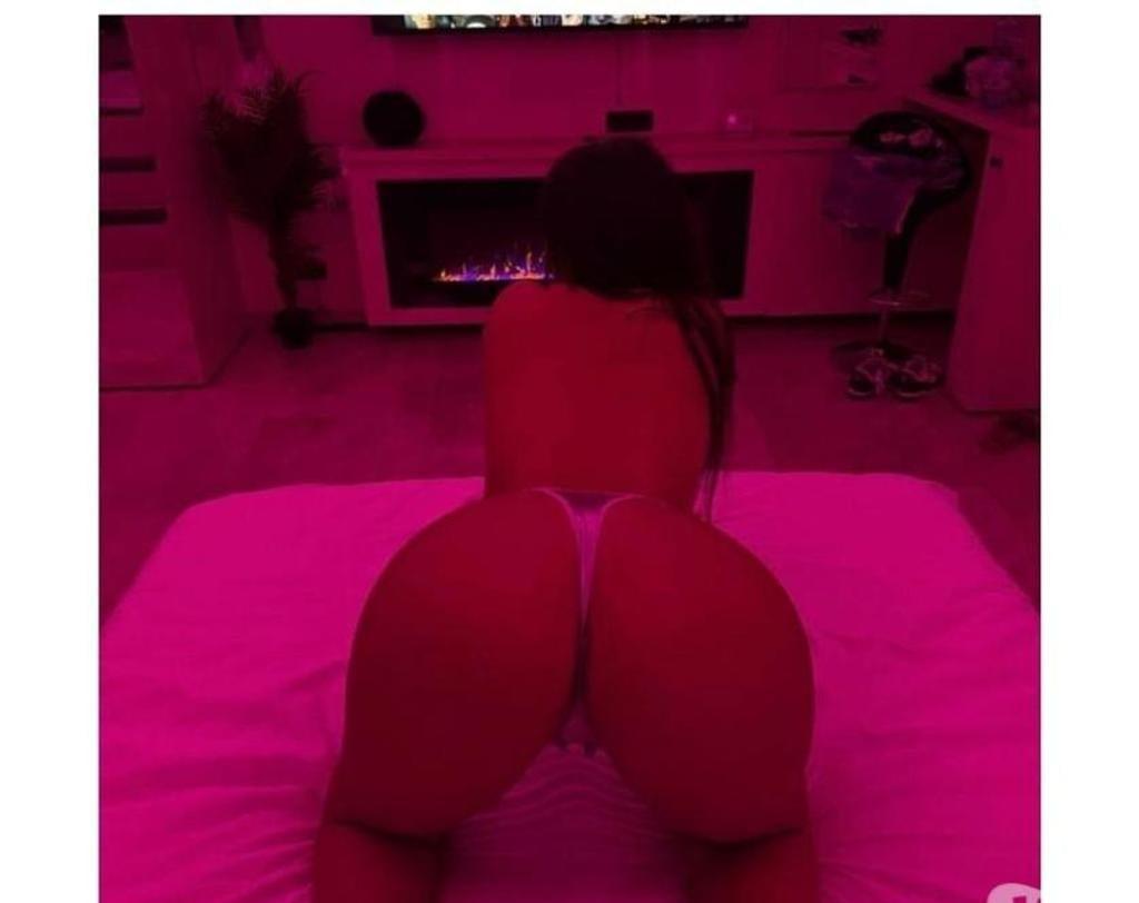  is Female Escorts. | Essex | United Kingdom | United Kingdom | scarletamour.com 