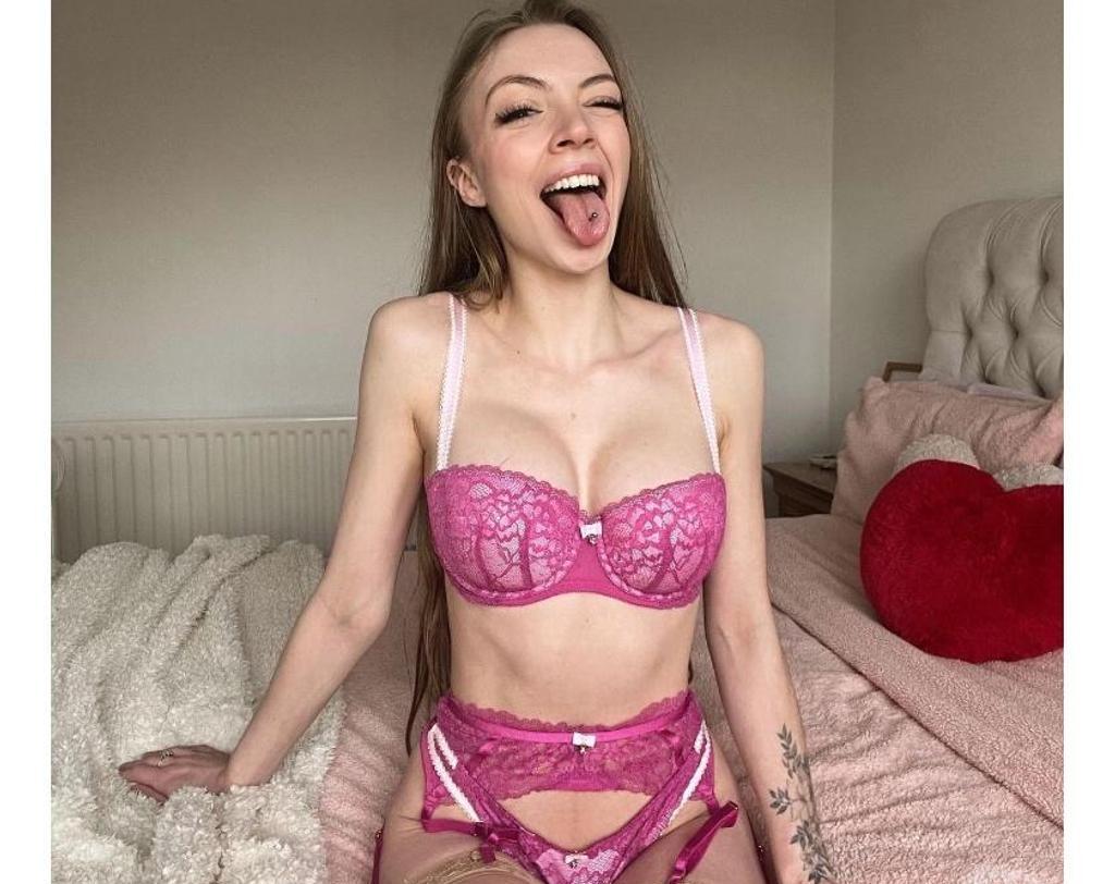  is Female Escorts. | Devon | United Kingdom | United Kingdom | scarletamour.com 