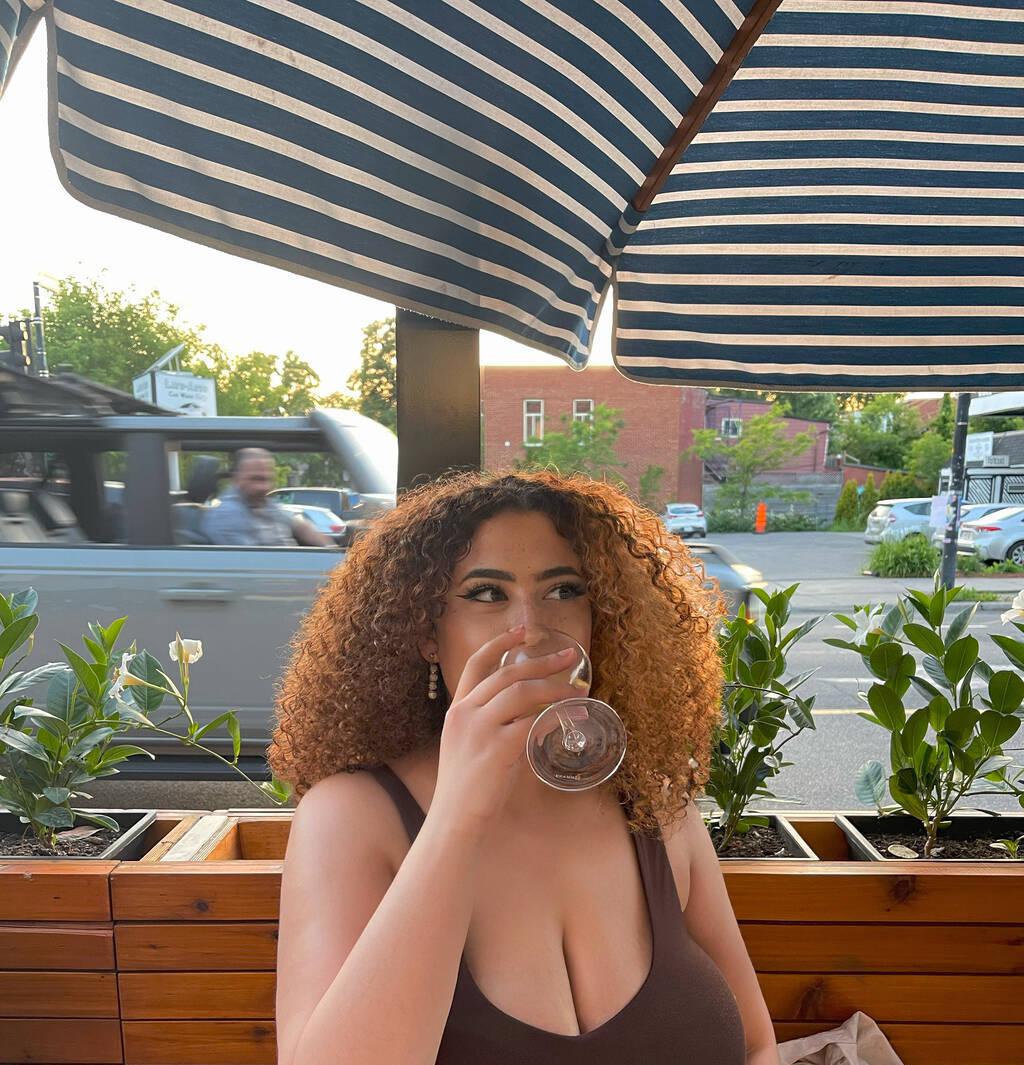 
                        Selma
                     is Female Escorts. | Quebec City | Quebec | Canada | scarletamour.com 