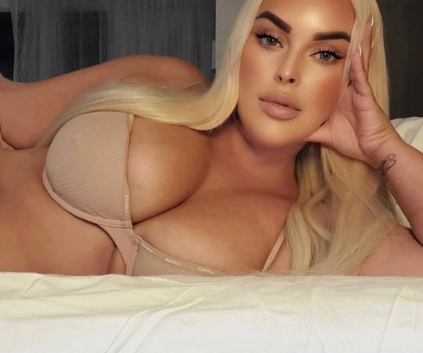  is Female Escorts. | Austin | Texas | United States | scarletamour.com 
