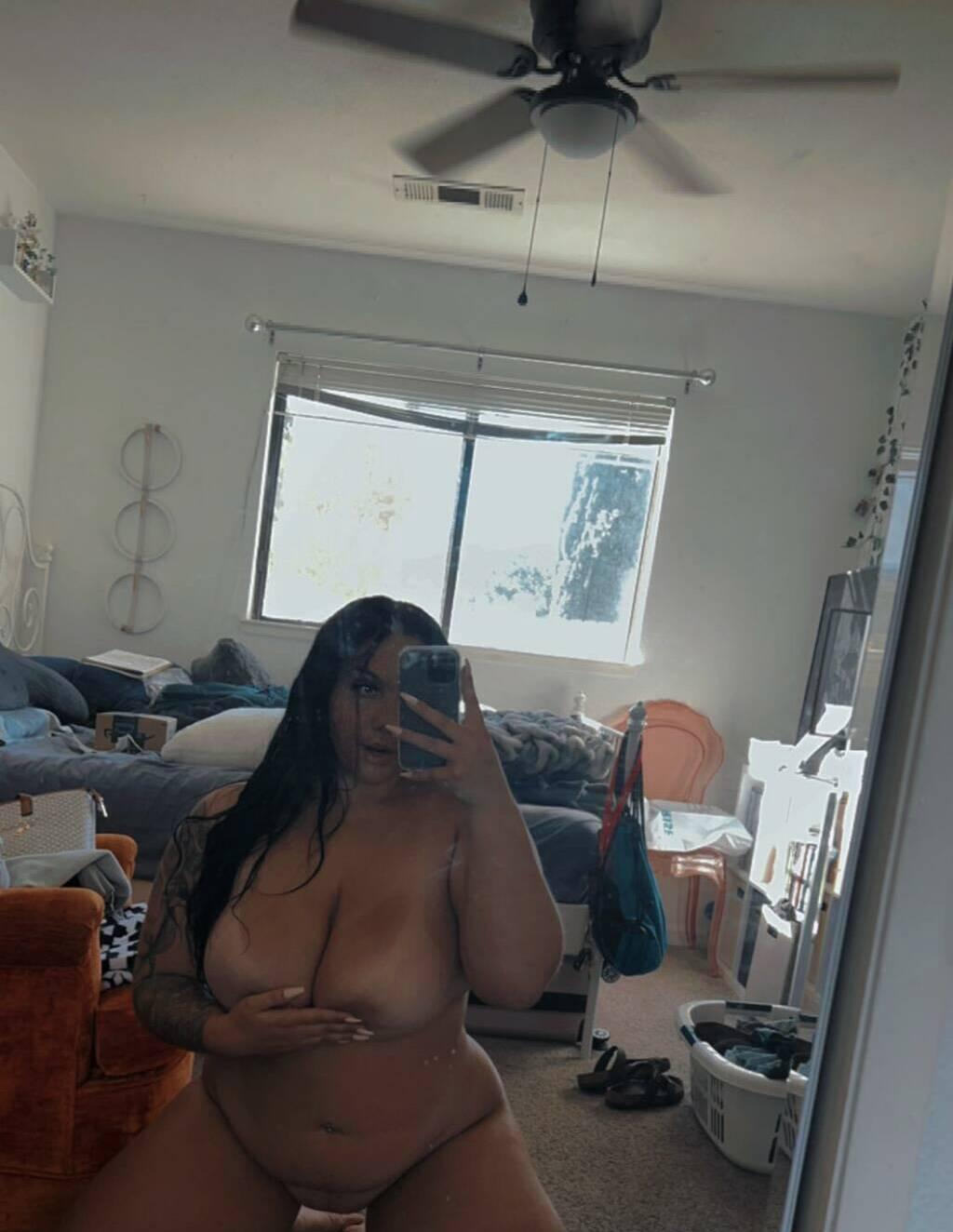 
                        Amanda
                     is Female Escorts. | Nanaimo | British Columbia | Canada | scarletamour.com 