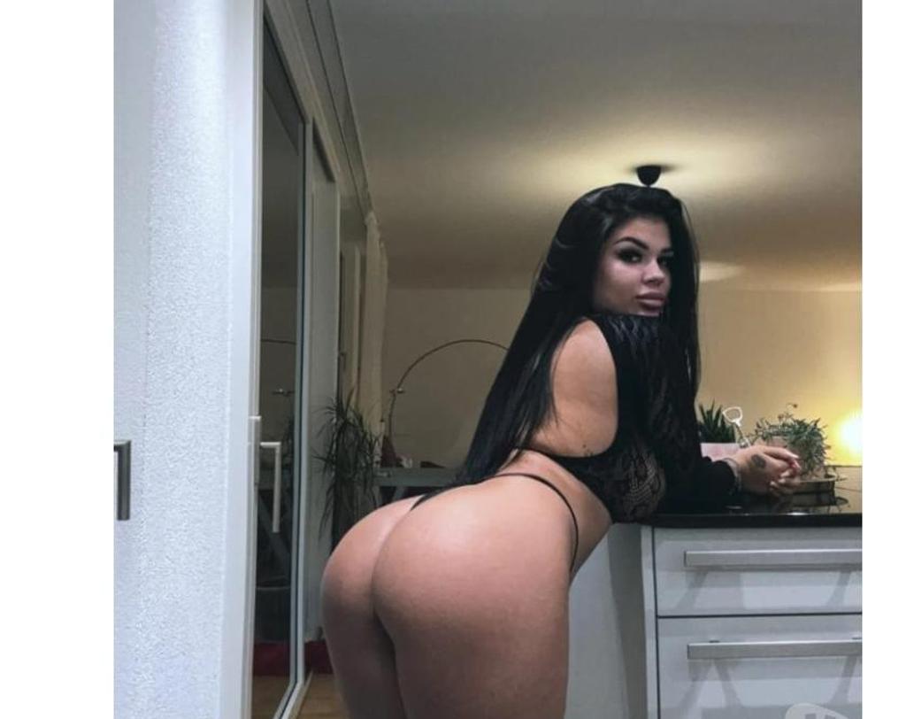  is Female Escorts. | London | United Kingdom | United Kingdom | scarletamour.com 