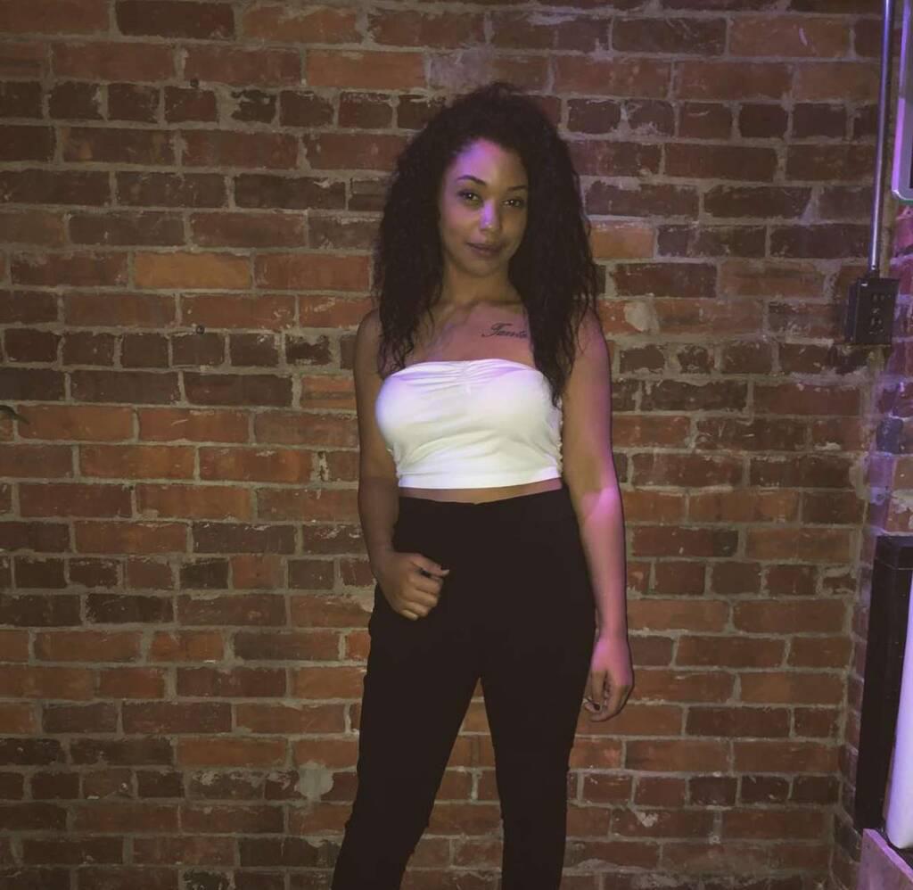 
                        Karma
                     is Female Escorts. | Moncton | New Brunswick | Canada | scarletamour.com 