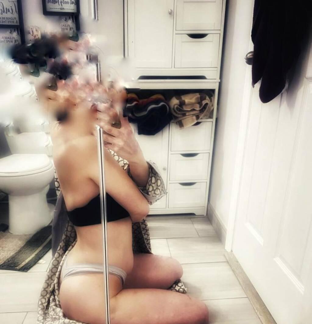 
                        Harley Quinn
                     is Female Escorts. | Barrie | Ontario | Canada | scarletamour.com 