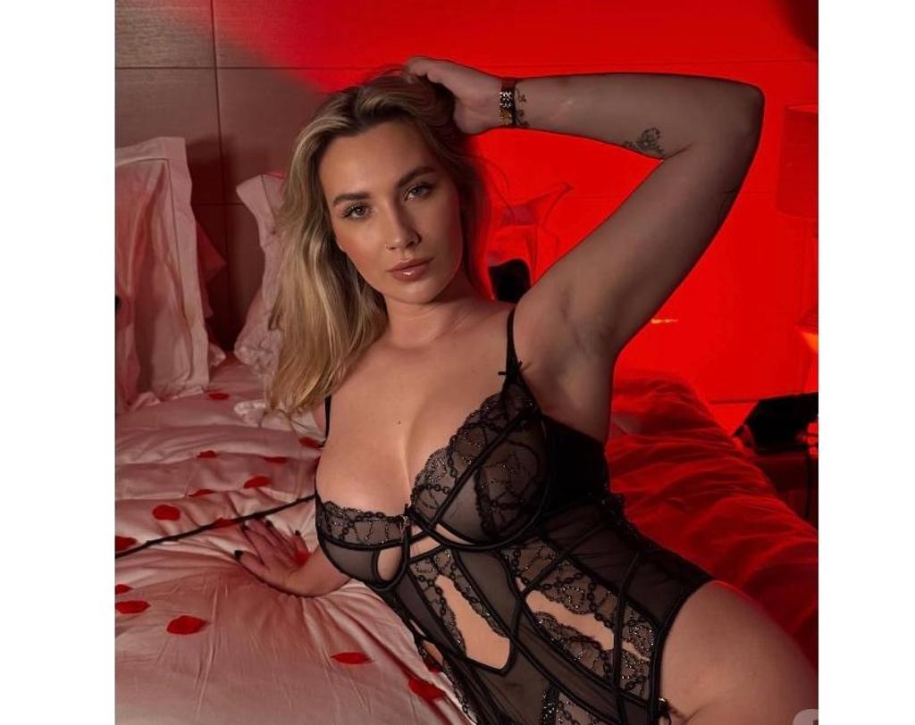  is Female Escorts. | Glasgow | United Kingdom | United Kingdom | scarletamour.com 
