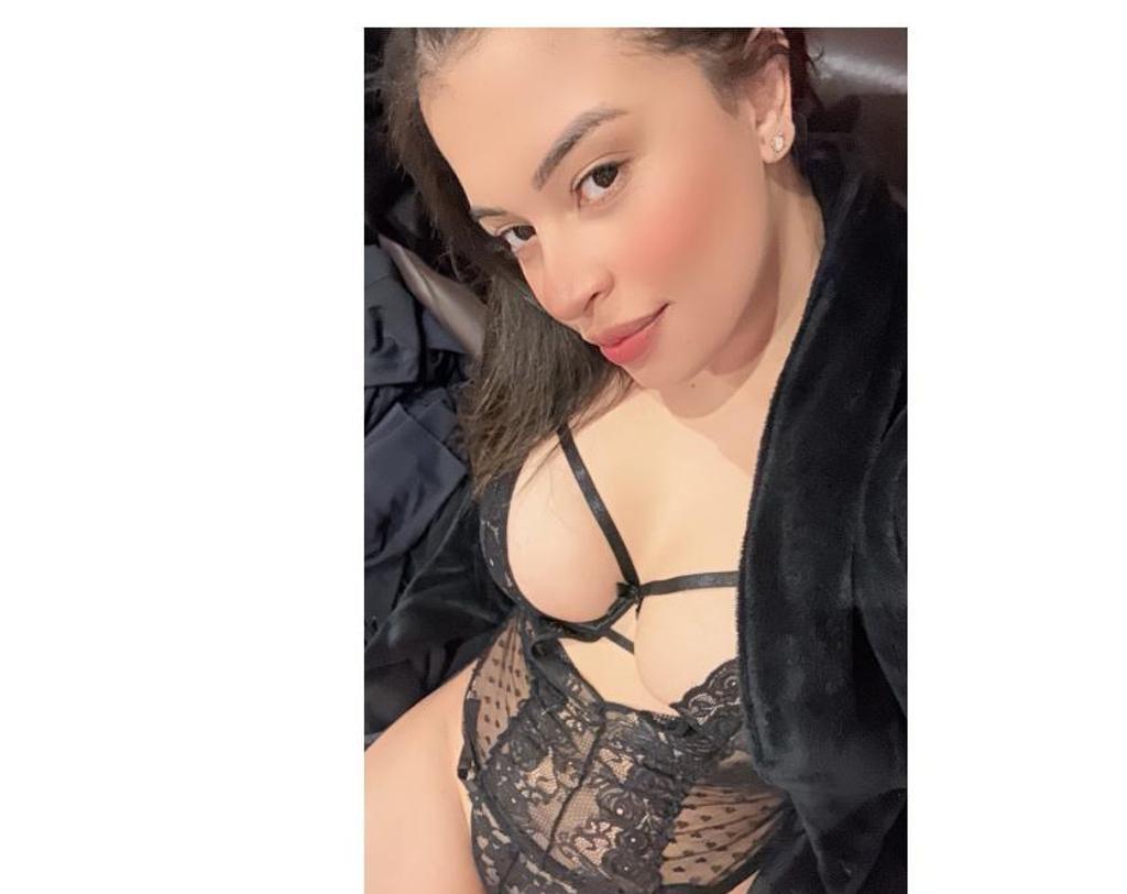  is Female Escorts. | Devon | United Kingdom | United Kingdom | scarletamour.com 