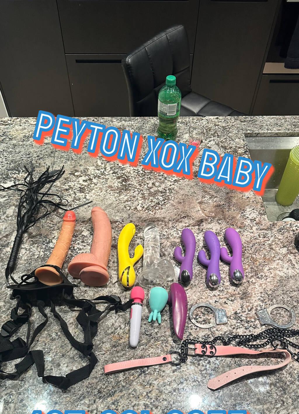 
                        Peyton
                     is Female Escorts. | Toronto | Ontario | Canada | scarletamour.com 