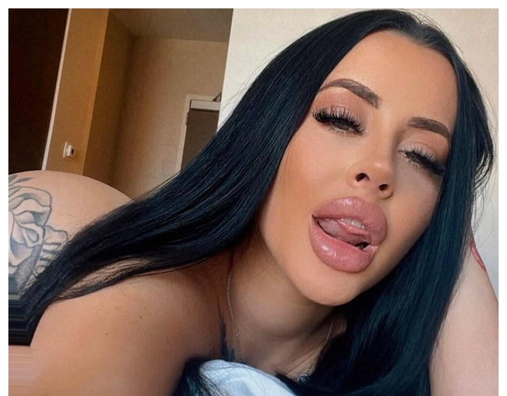 
                        Victoria
                     is Female Escorts. | Grande Prairie | Alberta | Canada | scarletamour.com 