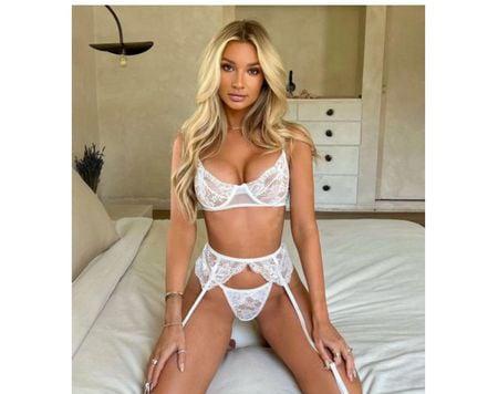  is Female Escorts. | London | United Kingdom | United Kingdom | scarletamour.com 