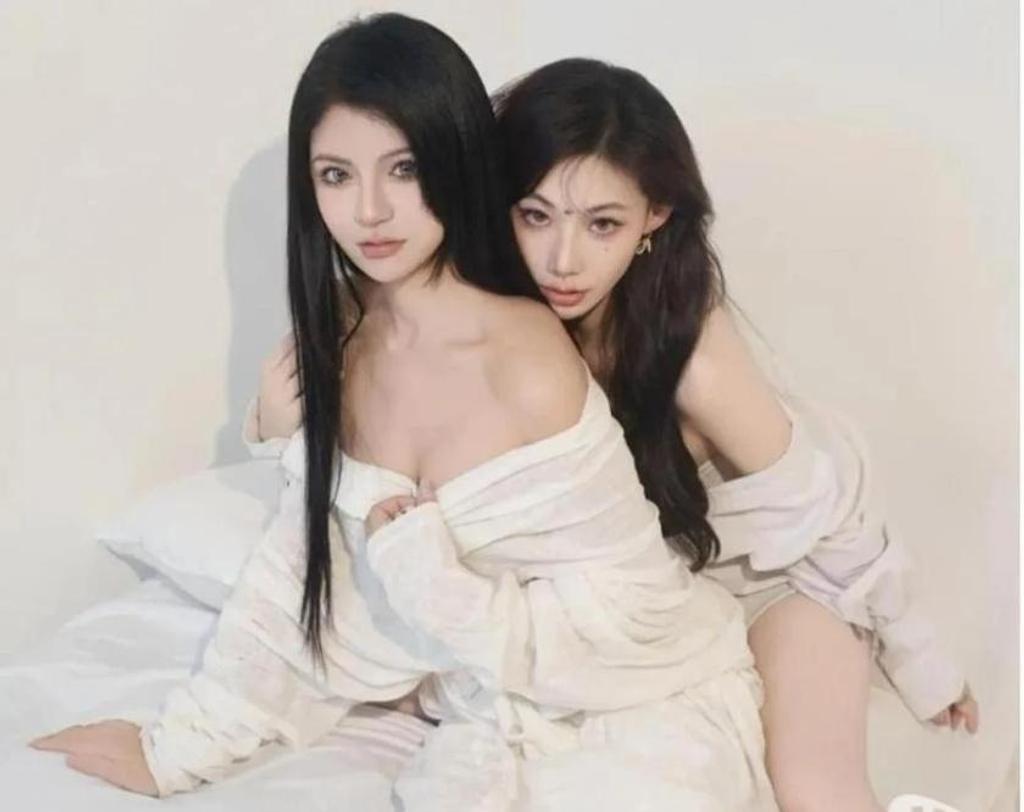 is Female Escorts. | Bath | United Kingdom | United Kingdom | scarletamour.com 